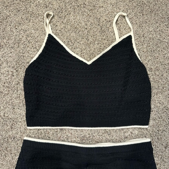 Abercrombie & Fitch Black and White Bodycon Set - Picture 2 of 7